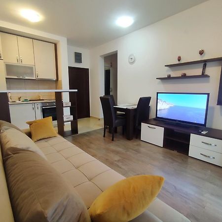 Apartment Adrialux Budva Ngoại thất bức ảnh