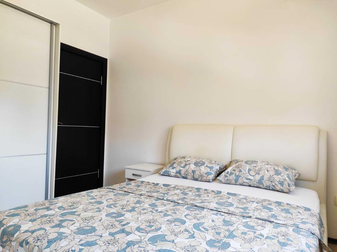 Apartment Adrialux Budva Ngoại thất bức ảnh