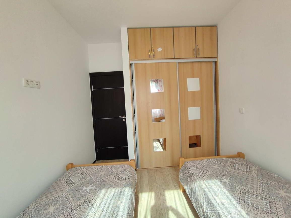 Apartment Adrialux Budva Ngoại thất bức ảnh