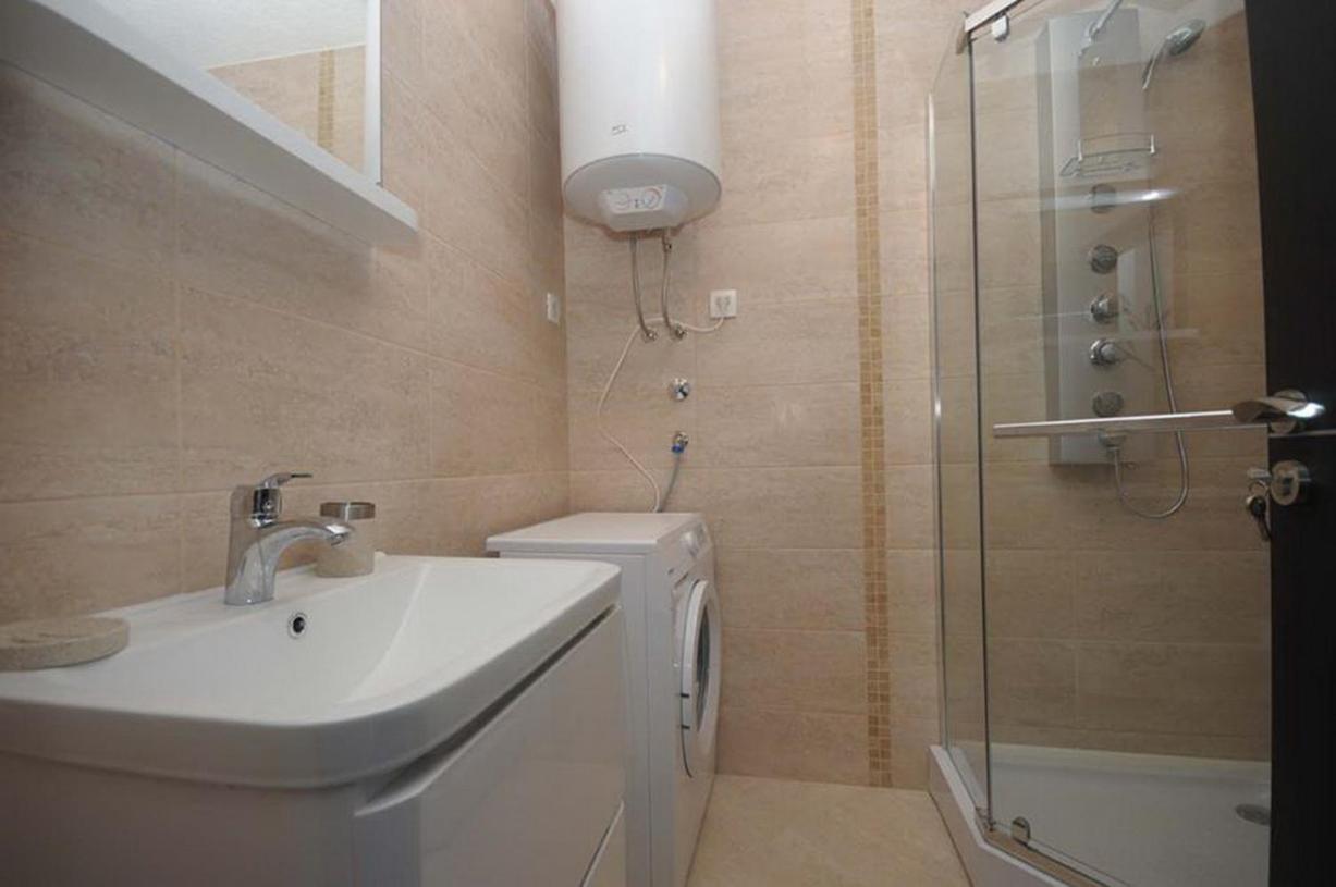 Apartment Adrialux Budva Phòng bức ảnh